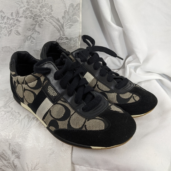 Coach EUC Joss sneakers 6 black logo C - Picture 7 of 16